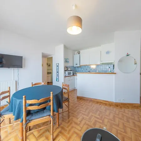 Clemenceau 1 * Royan